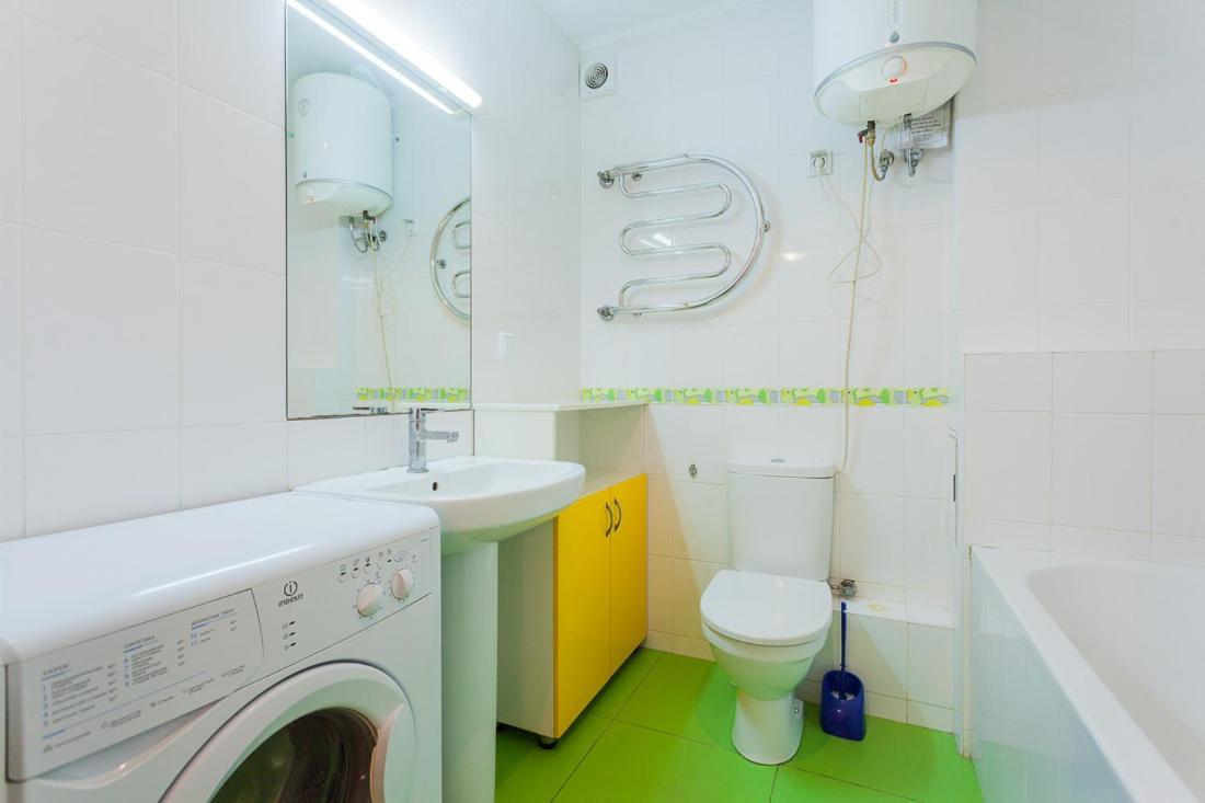 Cozy Apartments Near Olympic Stadium Kijów Zewnętrze zdjęcie