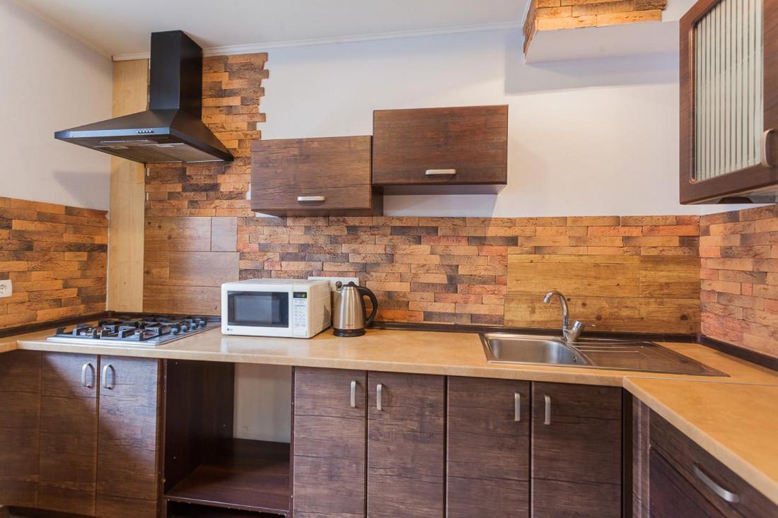 Cozy Apartments Near Olympic Stadium Kijów Zewnętrze zdjęcie