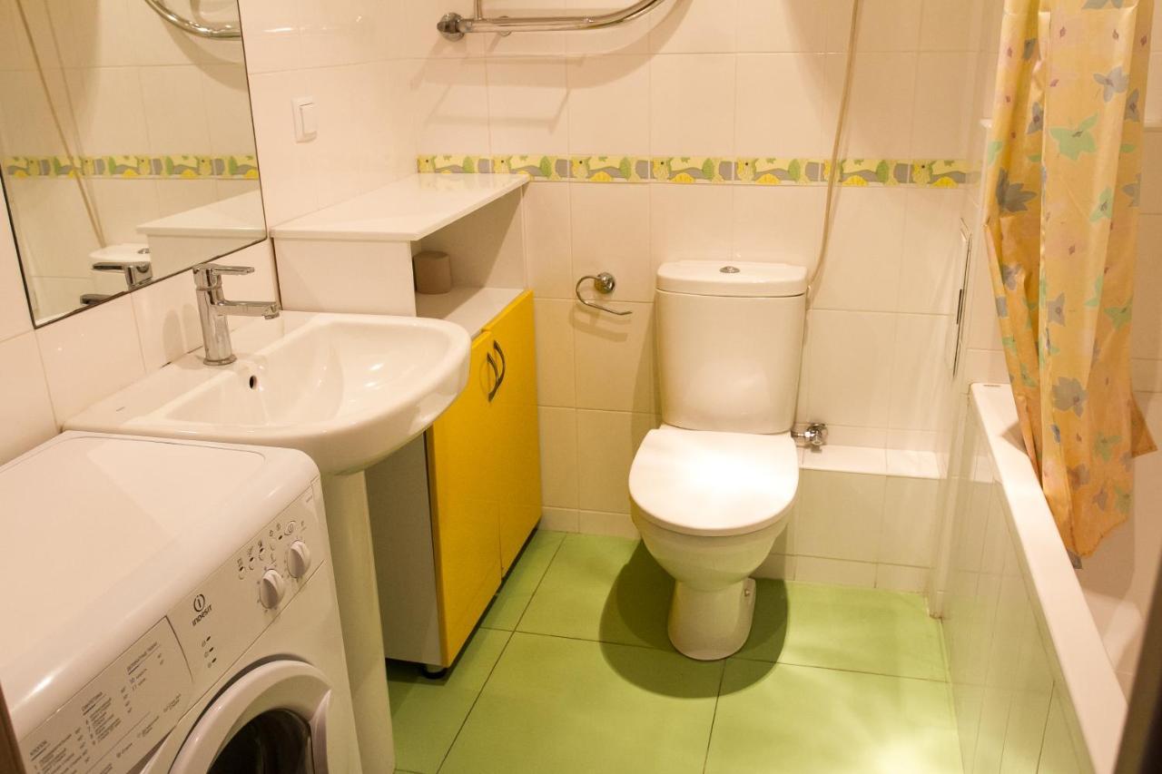 Cozy Apartments Near Olympic Stadium Kijów Zewnętrze zdjęcie